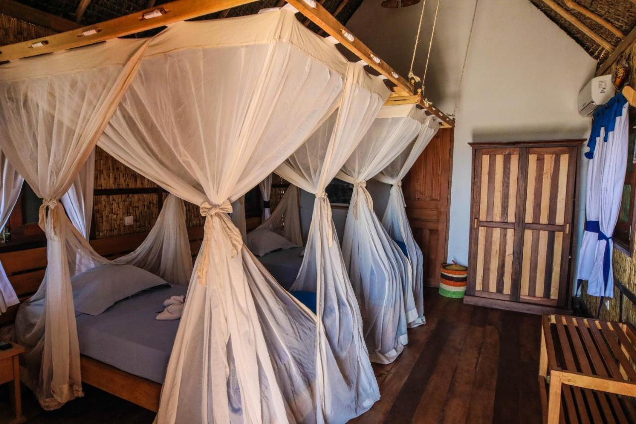 Cap Kimony Hotell Morondava Exteriör bild