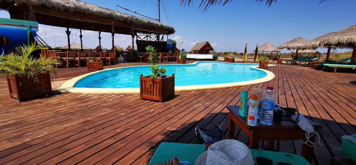 Cap Kimony Hotell Morondava Exteriör bild