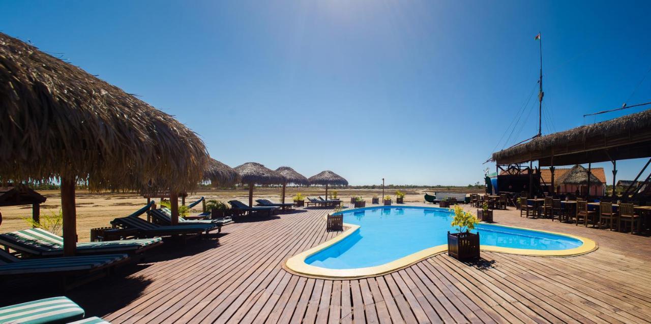 Cap Kimony Hotell Morondava Exteriör bild