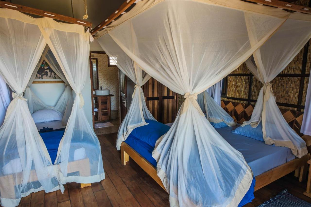 Cap Kimony Hotell Morondava Exteriör bild